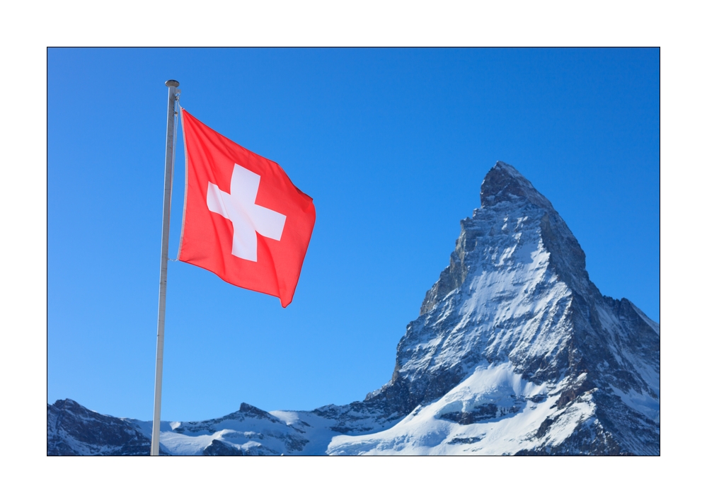 Matterhorn mit Schweizerfahne #36220