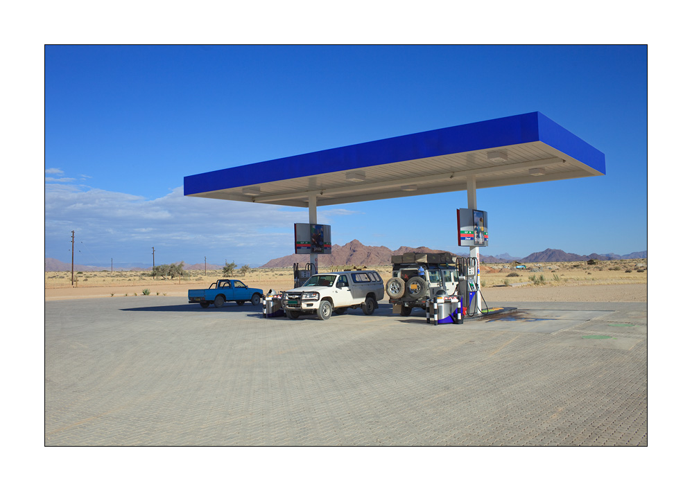 Tankstelle in der Wüste #28642
