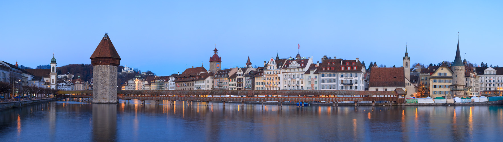 Kapellbrücke Luzern Pano 31469