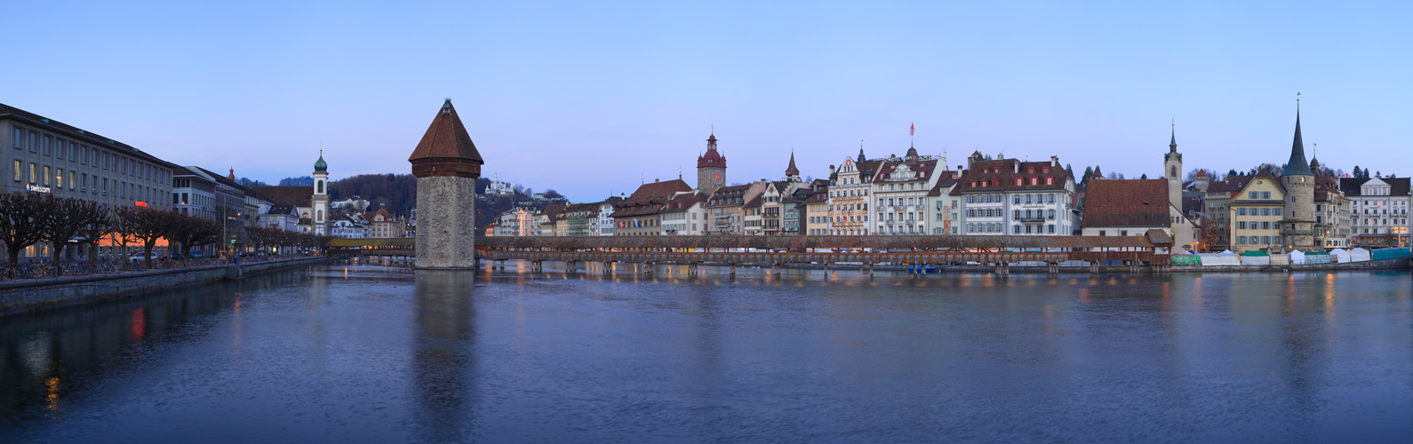 Kapellbrücke Luzern Pano 31478