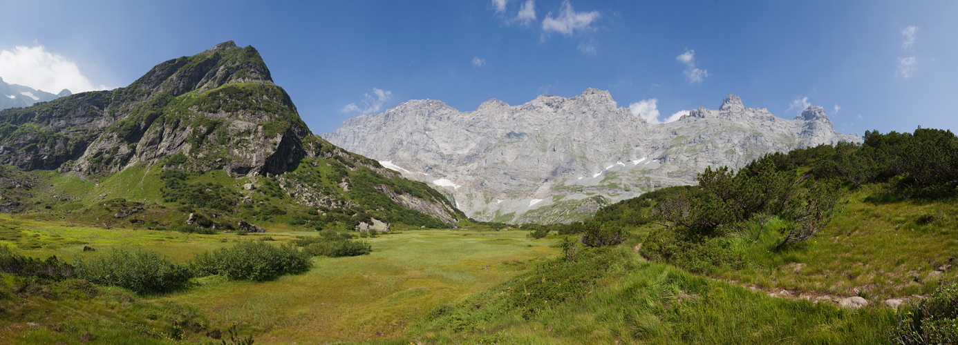 Erstfeldertal Pano #22788