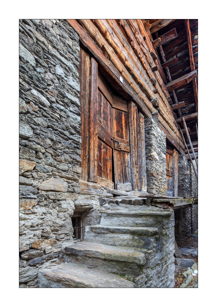 Soglio Steinhaus #5ds03556