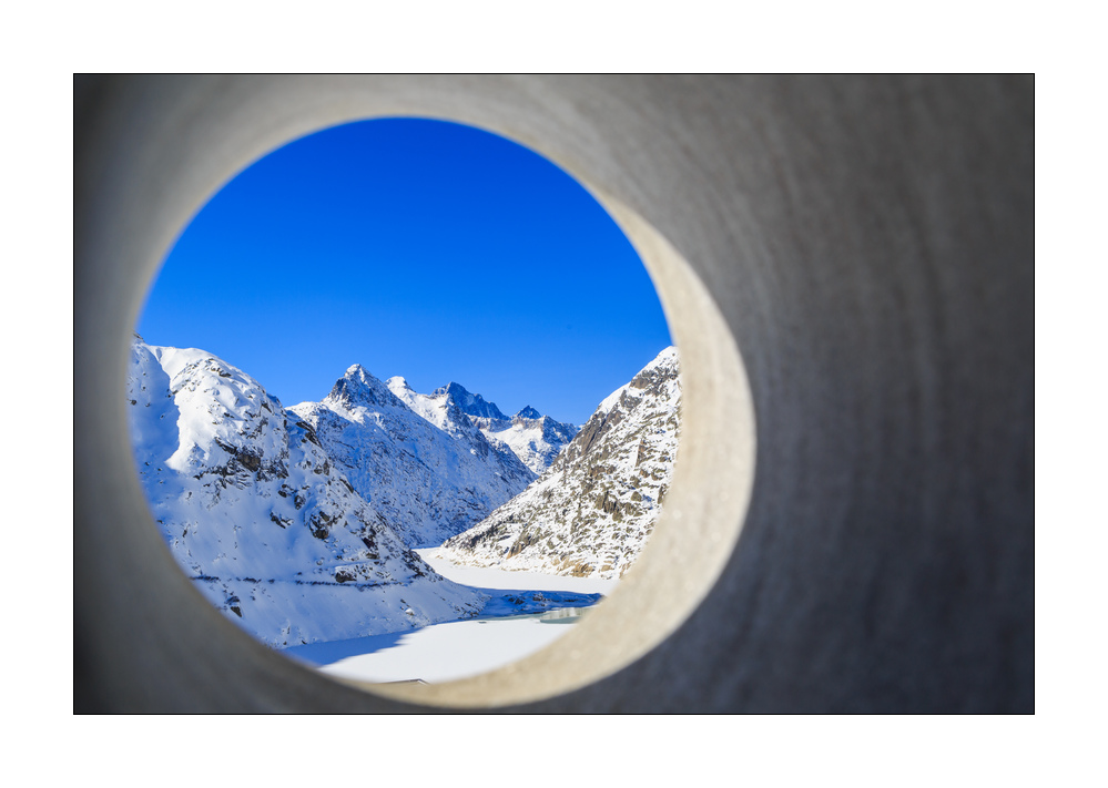 Finsteraarhorn und Zinggenhoerner #332457