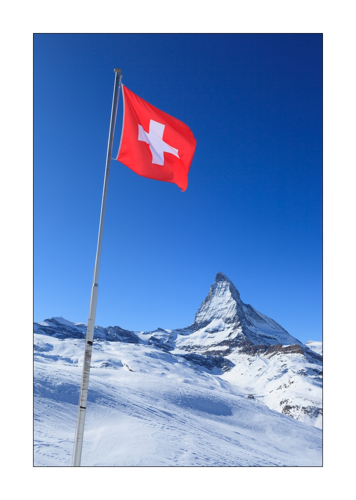 Matterhorn mit Schweizerfahne #36204