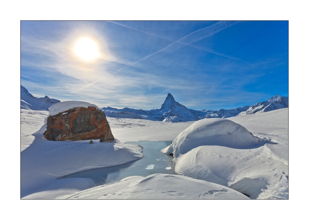 Matterhorn mit Stellisee im Winter #36005