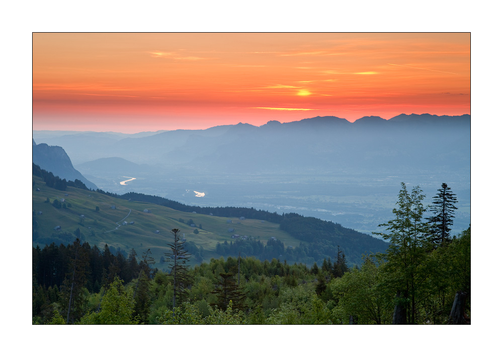 Sonnenaufgang über dem Rheintal #32405