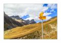 Wanderwegweiser im Val Tuoi #336850
